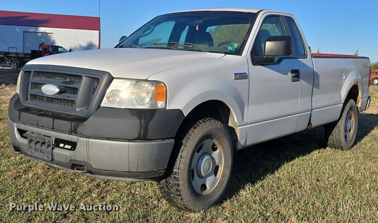 2008 Ford F150 pickup truck - DW3967