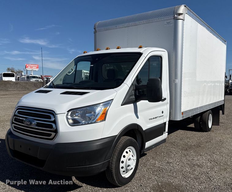2019 Ford Transit 350 box van - EG2221