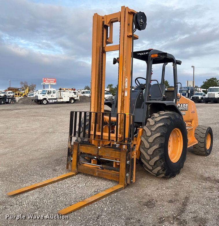 2014 Case 588H forklift - EG2248