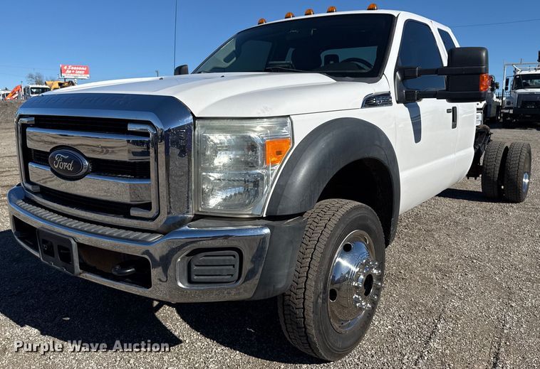 2012 Ford F550 Super Duty truck cab and chassis - EG2278
