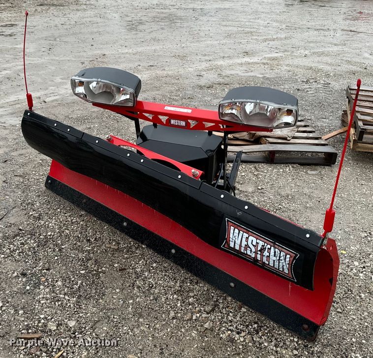 Western Defender Ultra Finish snow plow - EG6985