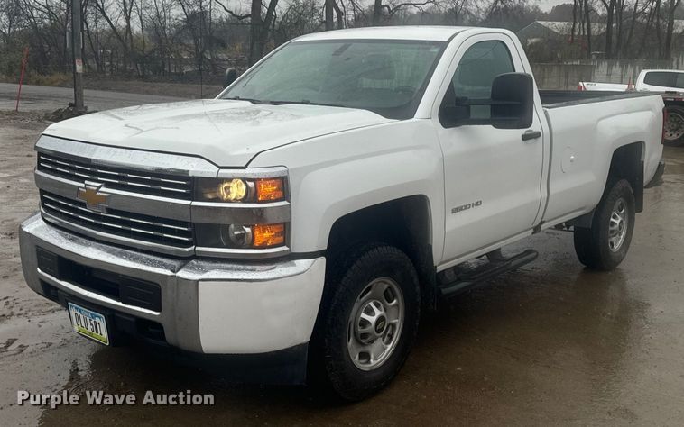 2019 Chevrolet Silverado 2500HD pickup truck - EG6992