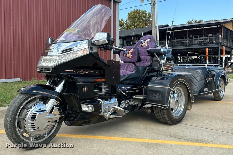 2000 Honda Goldwing 25th Anniversary  motorcycle - EJ4930