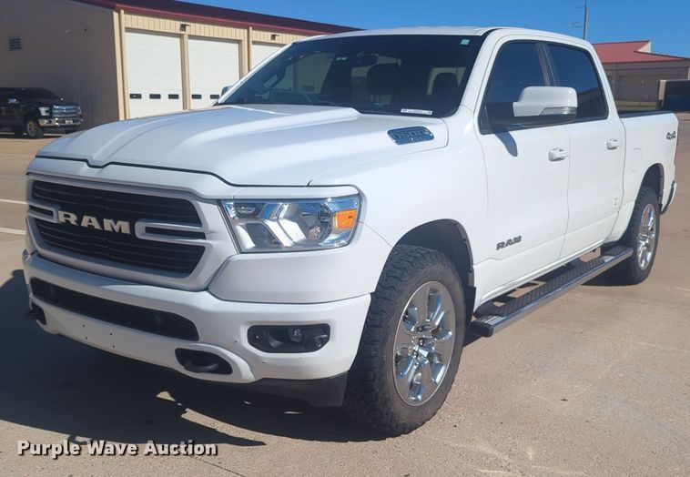 2019 Dodge Ram 1500 Crew Cab pickup truck - ER4542
