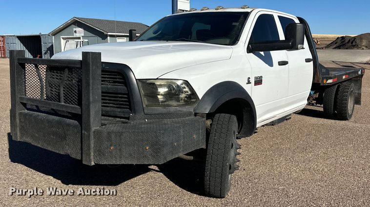 2012 Dodge Ram 5500HD Crew Cab flatbed truck - ER8315