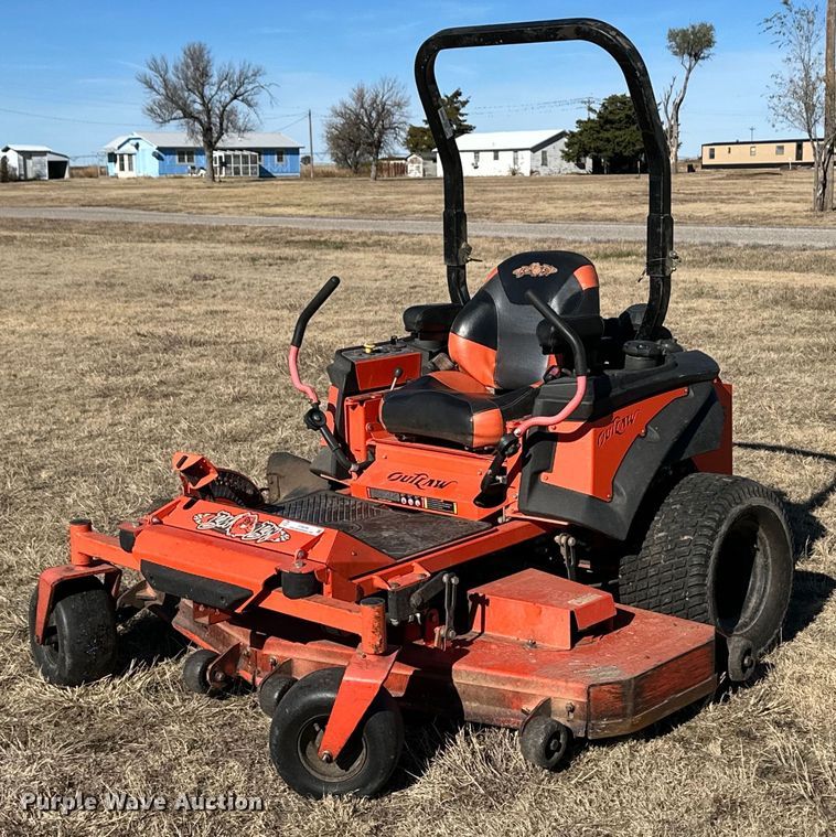 2017 Bad Boy Outlaw XP ZTR lawn mower - ER8346