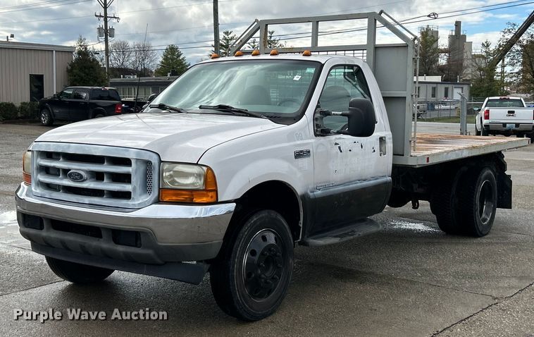 1999 Ford F450 Super Duty XL flatbed truck - NJ9564
