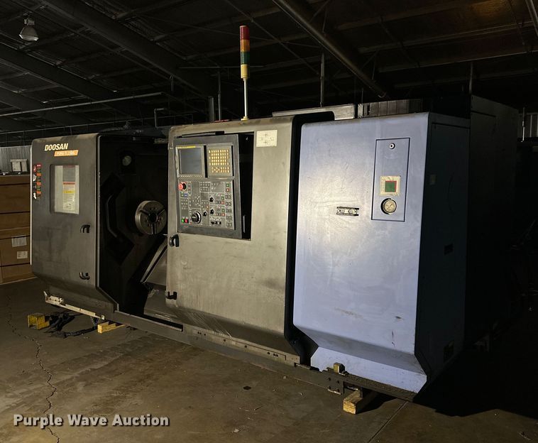 2008 Doosan Puma TL2500L CNC lathe - NQ9086
