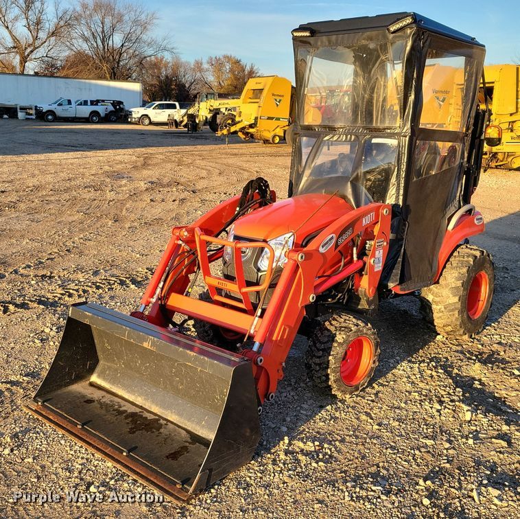 Kioti CS2520 MFWD tractor - OH9395