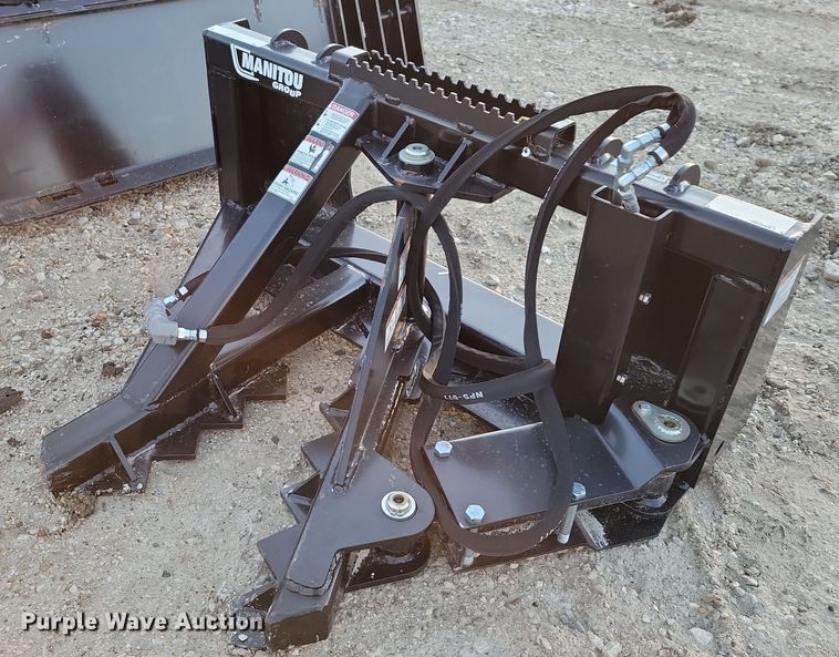 2022 Manitou skid steer tree puller - OH9396