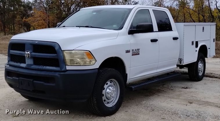 2013 Dodge Ram 2500 Crew Cab utility bed pickup truck - OJ9897