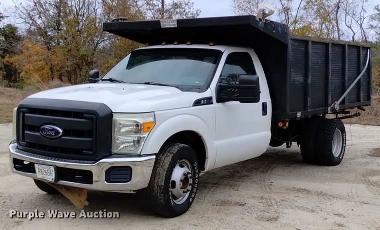 2013 Ford F350 Super Duty dump bed pickup truck - OJ9902