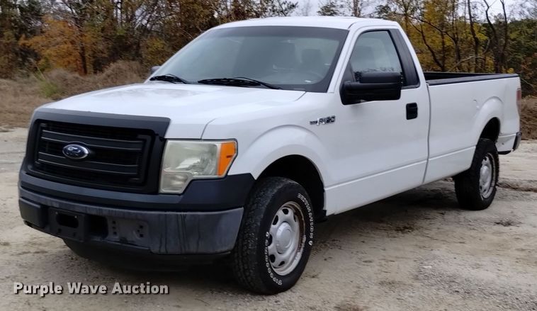 2013 Ford  F150 pickup truck - OJ9911