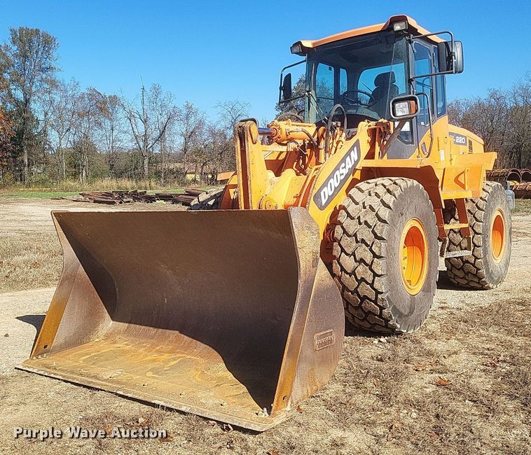 2013 Doosan DL220-3 wheel loader - DQ3749