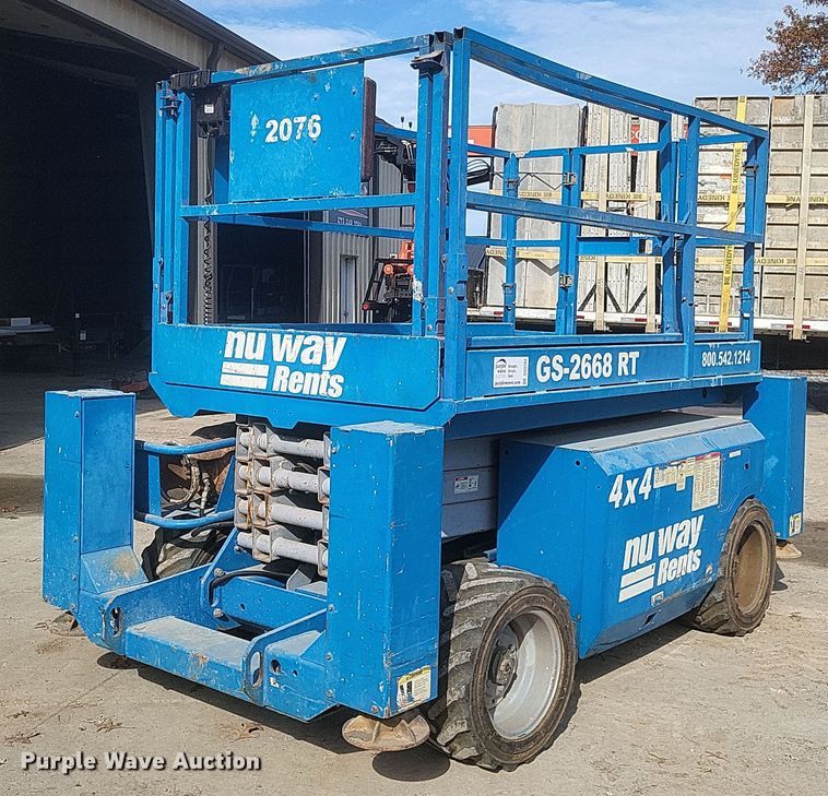 2008 Genie GS-2668 RT scissor lift - DQ3784