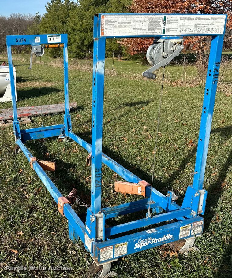Genie Super straddle vertical lift attachment  - DS3256