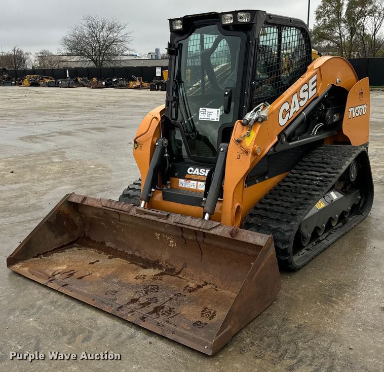 2019 Case TV370 tracked skid steer loader - DT2182