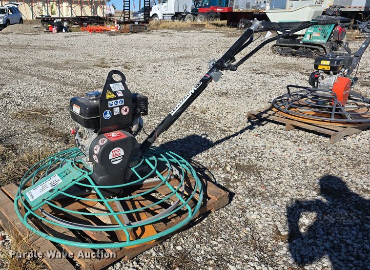 2020 Multiquip Whiteman B46H90 power trowel - DW3921