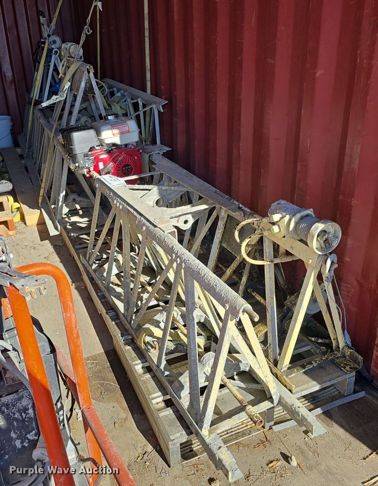 2019 Morrison Bartell Global OMS2-0201A concrete screed - DW3995