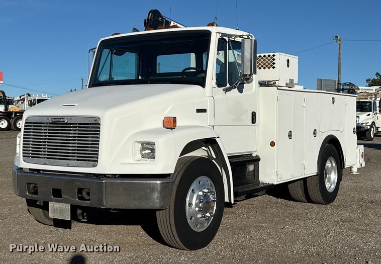 1997 Freightliner FL70 utility / service truck - EG2316