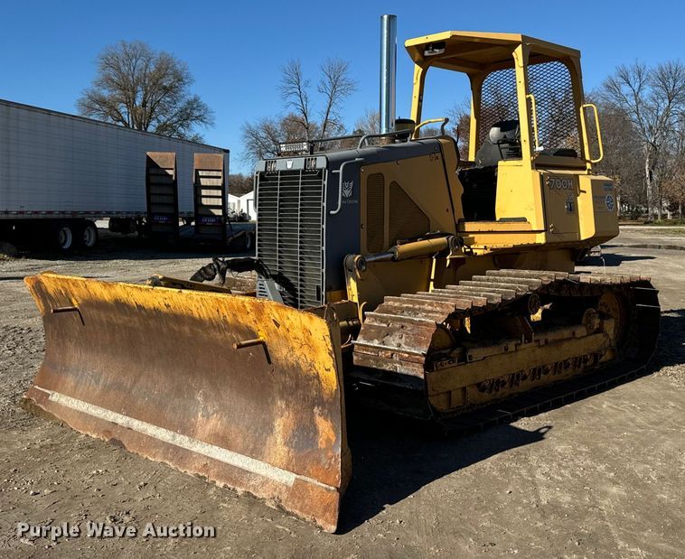 2005 John Deere 700H LGP dozer - EG6955