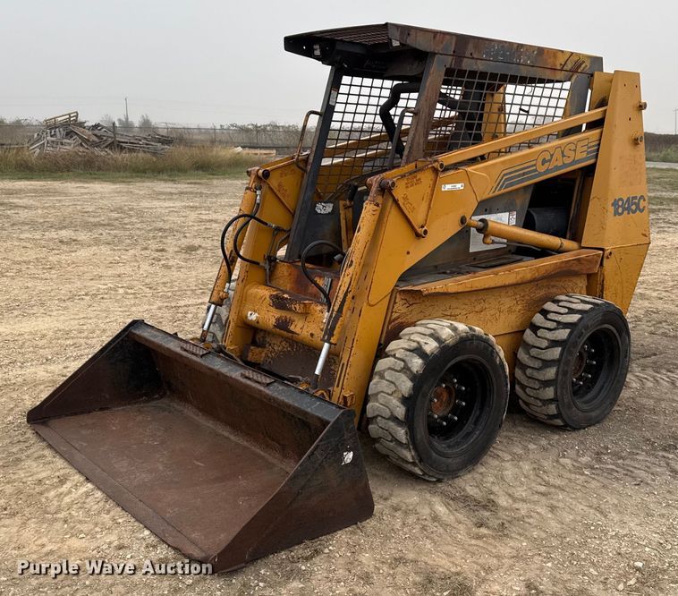 1999 Case 1845C skid steer loader - EJ3302
