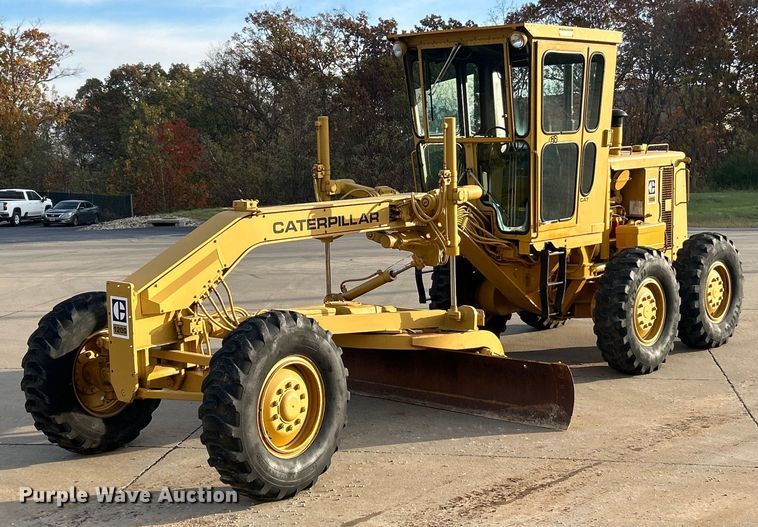 1976 Caterpillar 120G motor grader - EK3689