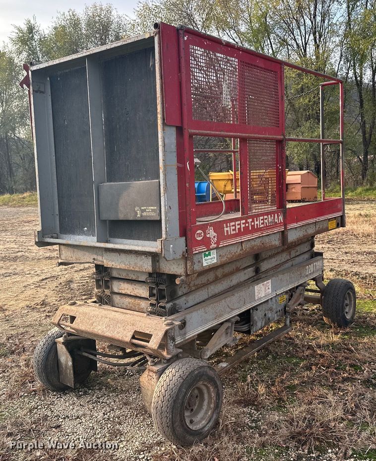 MEC  220TMI scissor lift - EN2565