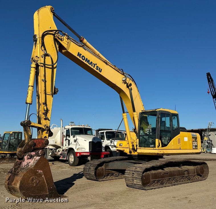 2004 Komatsu PC220LC-7L excavator - MS9965