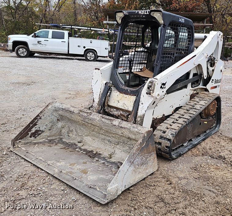 2014 Bobcat T650 tracked skid steer loader - OJ9111