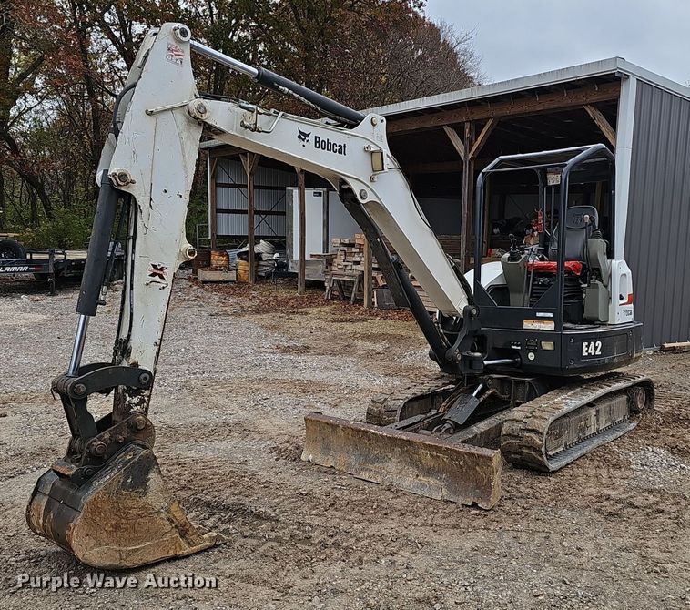 2012 Bobcat E42 mini excavator - OJ9116