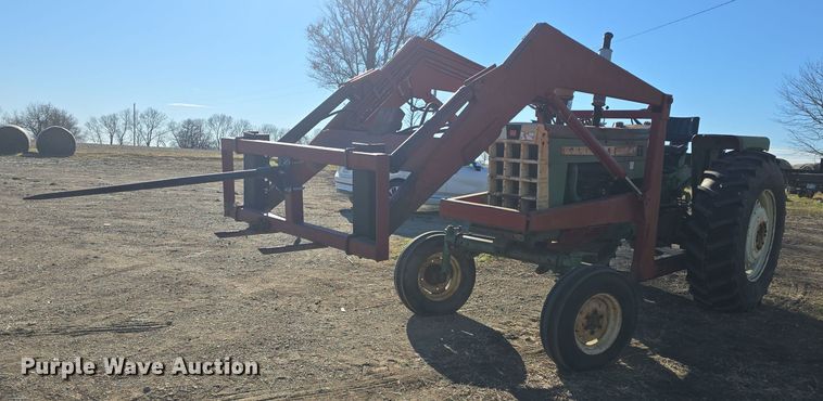 Oliver 1650 tractor - DO7722