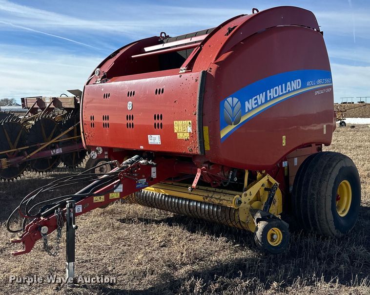 2016 New Holland Roll-Belt 560 round baler - DP6022