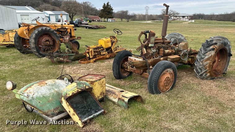 Oliver Industrial 88 tractor - DS3271