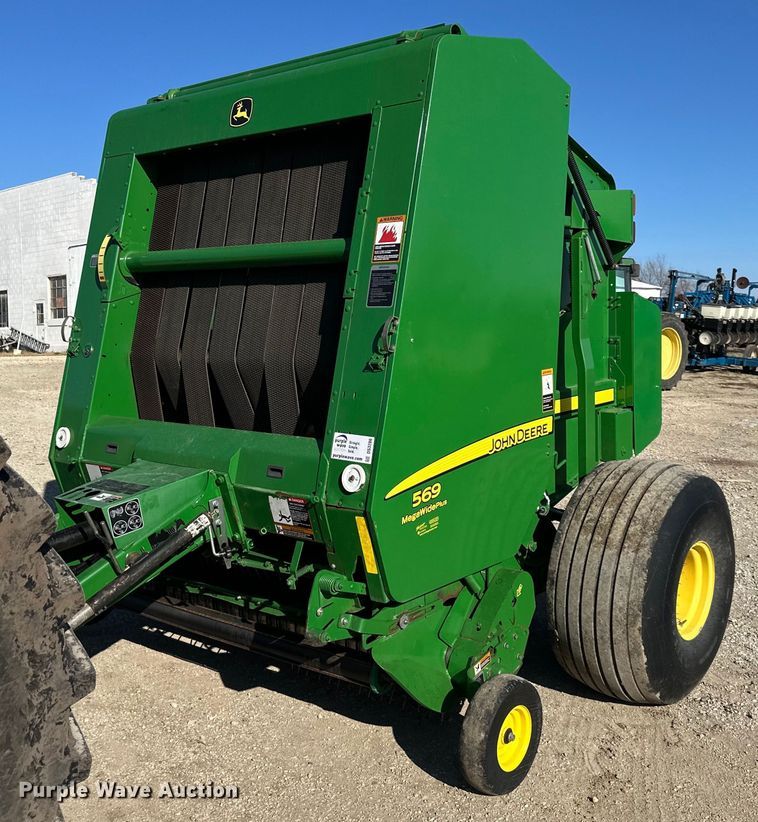 2013 John Deere 569 round baler - DS3286