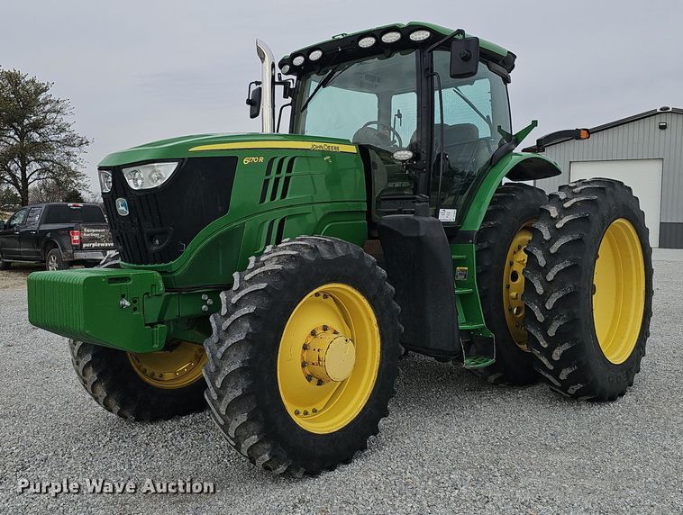 2014 John Deere 6170R MFWD tractor - DV0056