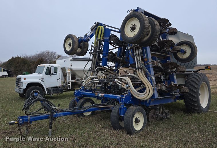 Ag Synergy TR440 dry fertilizer applicator - DV0061