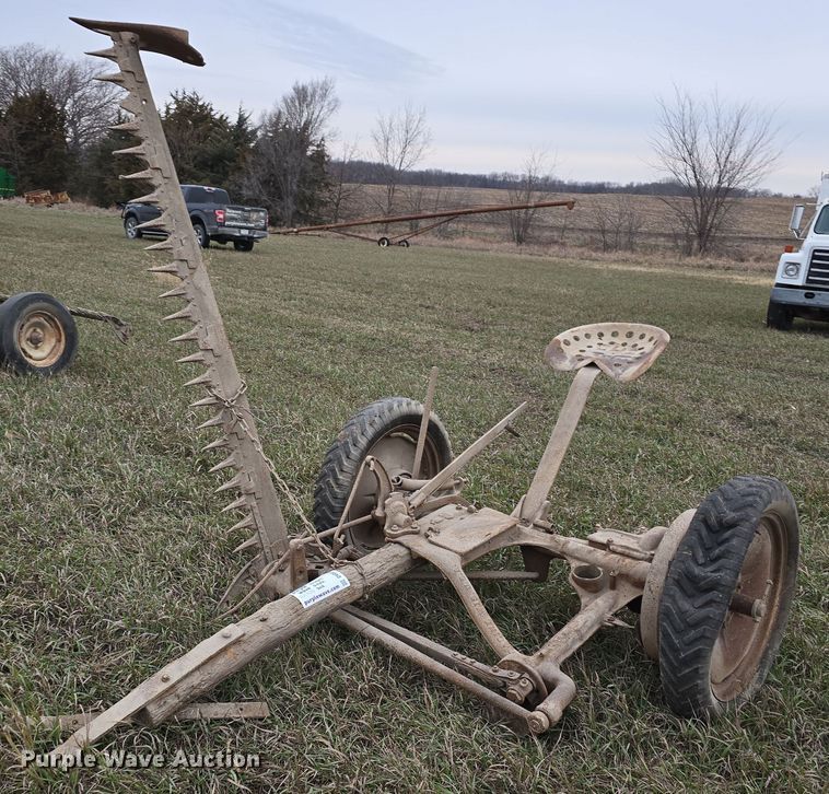 Case No.5 sickle mower - DV0070