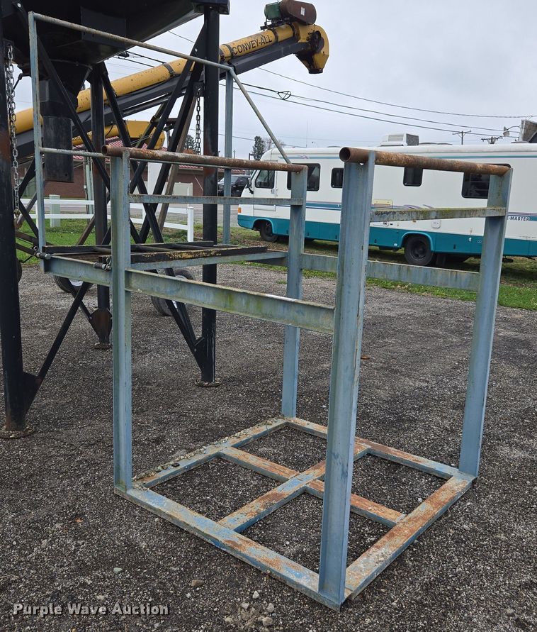 Seed bagger stand - DX1538