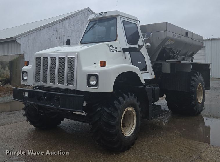 1996 International 2554 spreader truck - DX1569