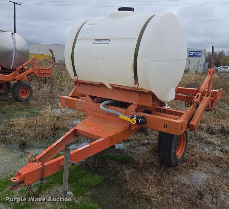 Clark liquid fertilizer applicator - DX1578