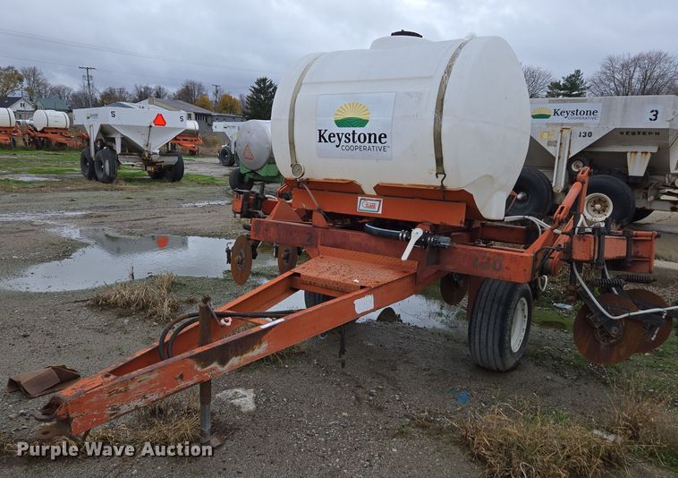 Clark liquid fertilizer applicator - DX1590