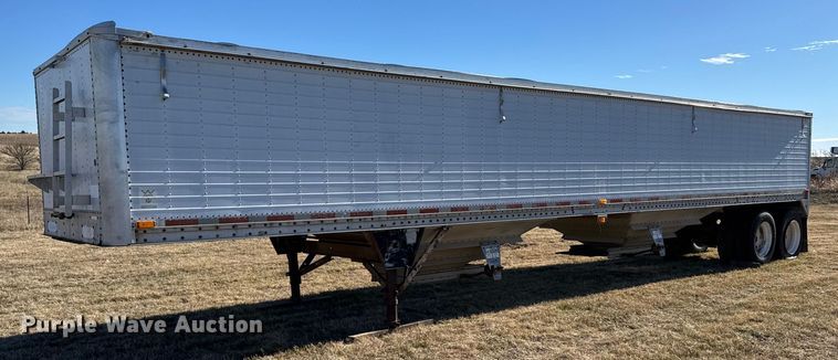 Wilson DWH-200 Grain or Commodity Trailer For Sale | Purple Wave