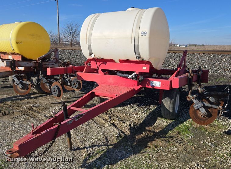 Clark liquid fertilizer applicator - EE7955