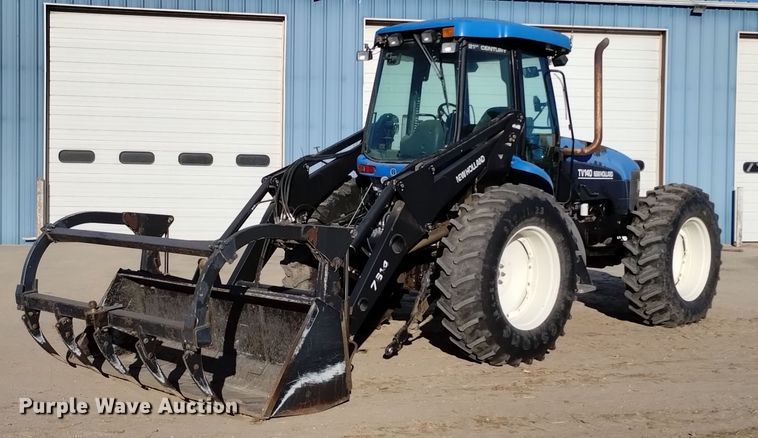2002 New Holland TV140 bi-directional tractor - EG9969