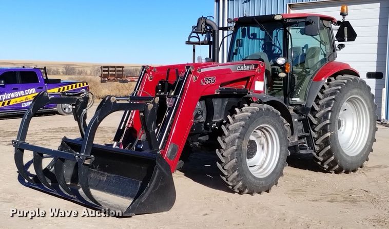 2017 Case IH Maxxum 135 MFWD tractor - EH0018