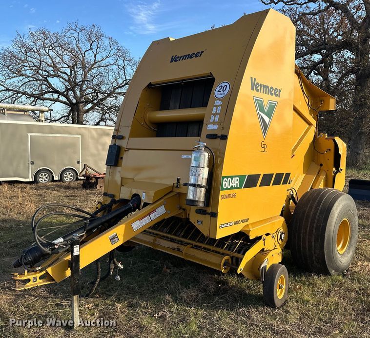 2020 Vermeer 604R Signature round baler - EJ5223