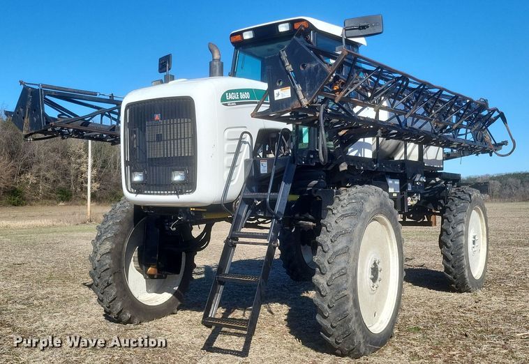 2001 Willmar Eagle 8600 sprayer - EJ8119