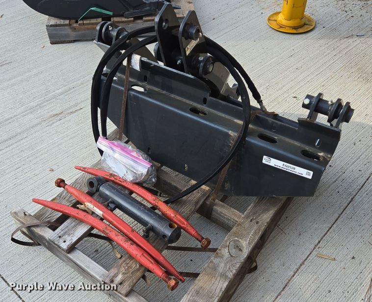 Bobcat utility grapple - EQ2528