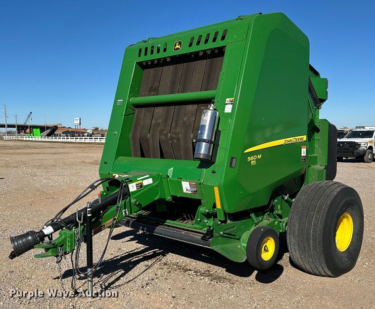 2022 John Deere 560M round baler - ER4640